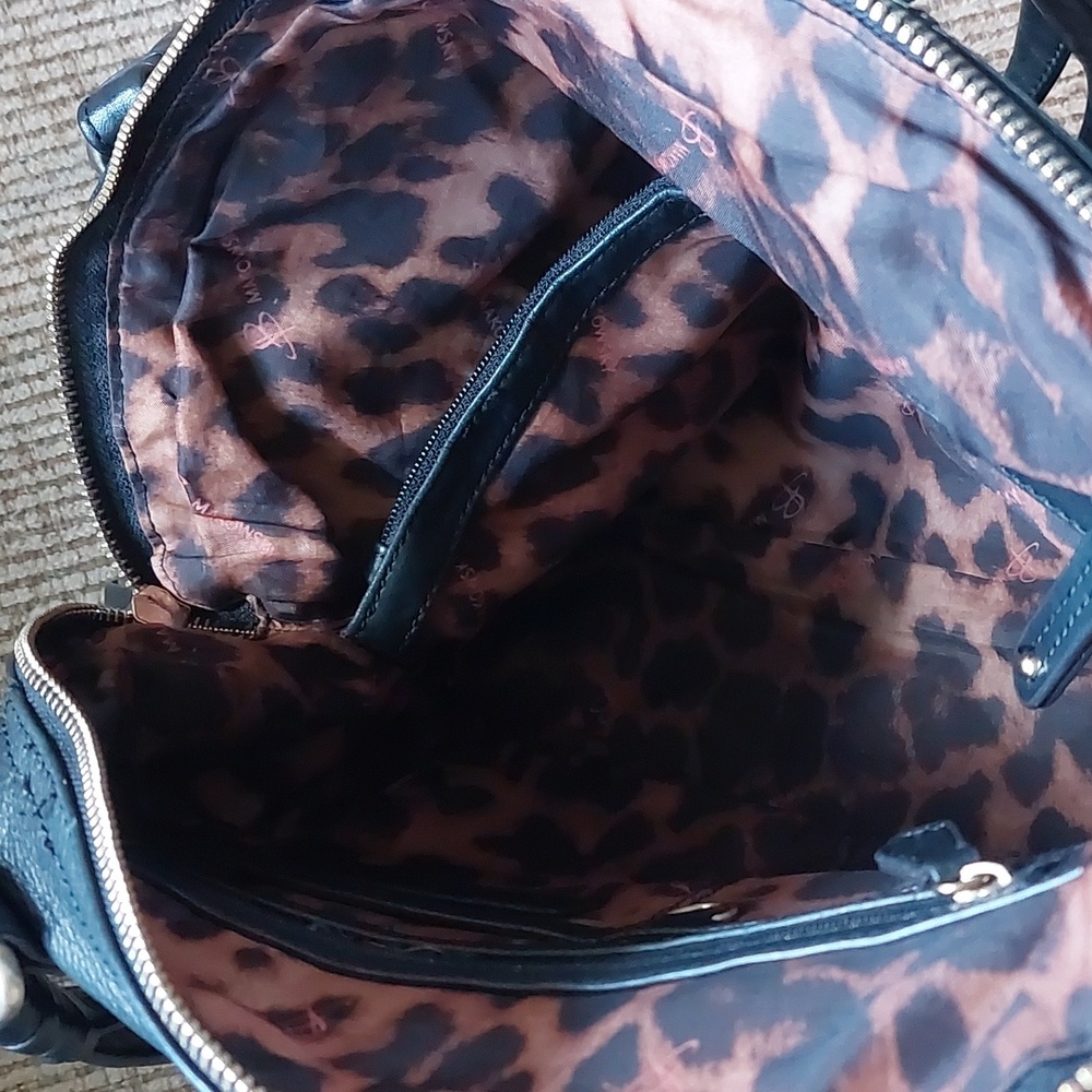 B. Makowsky Leather Bag - Picture 8 of 13